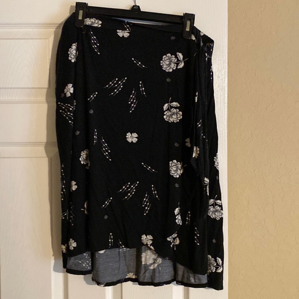 Maurice’s Cute Black Skirt
